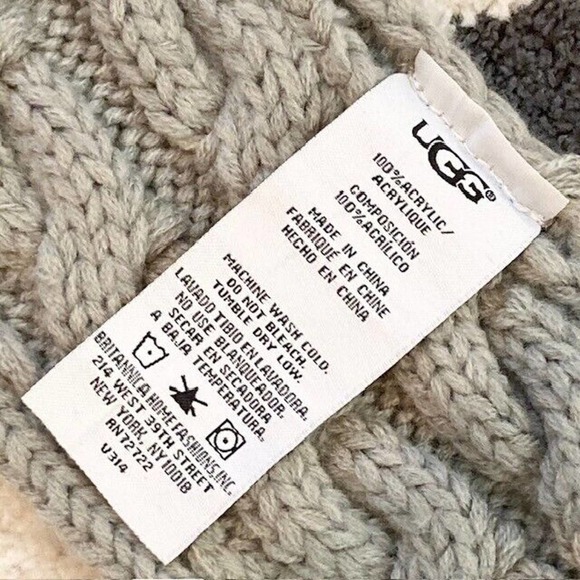 Ugg Australia Small Dog Gray Cable Knit Pom Warm Luxe Soft Designer Logo Scarf - Picture 10 of 12